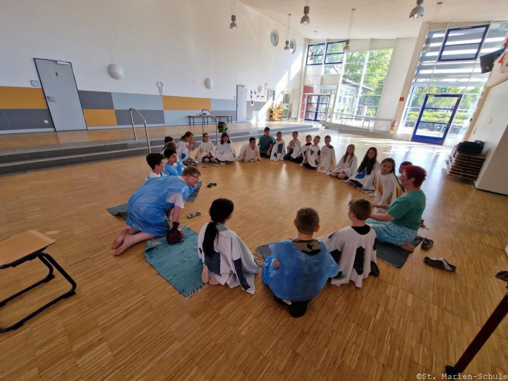 23-06-06-umweltclownin-19