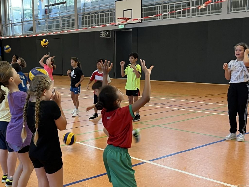 23-09-27-volleyball-12
