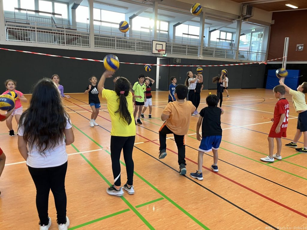 23-09-27-volleyball-15