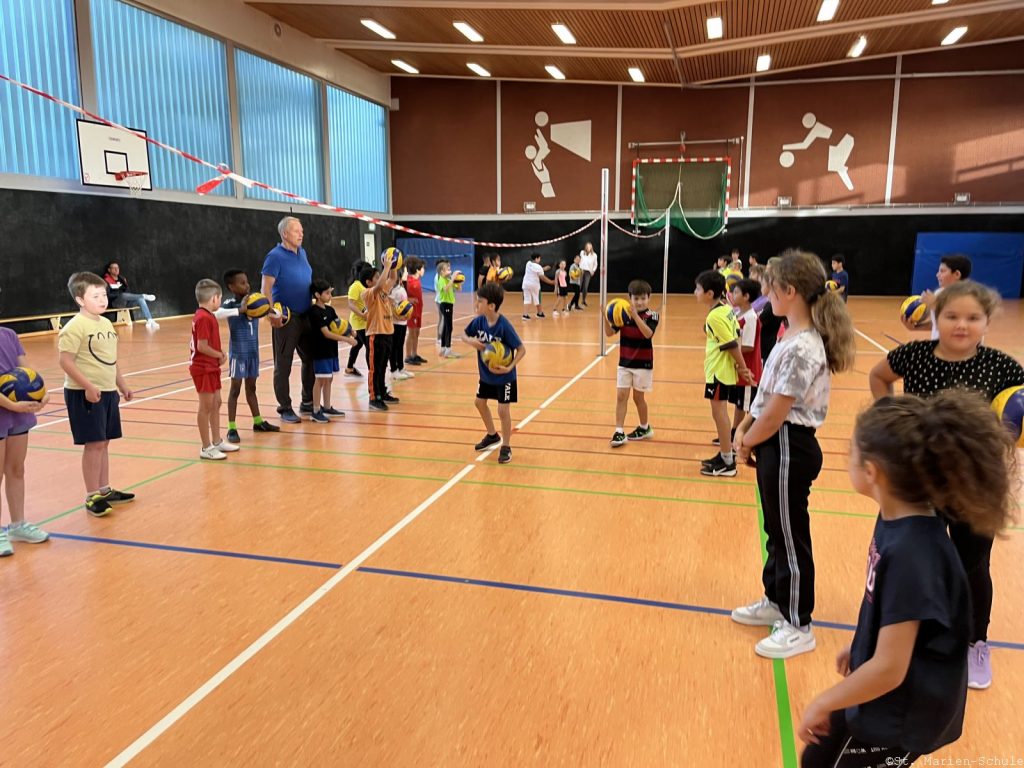 23-09-27-volleyball-17