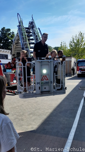 25-08-OGS-Feuerwehr-48