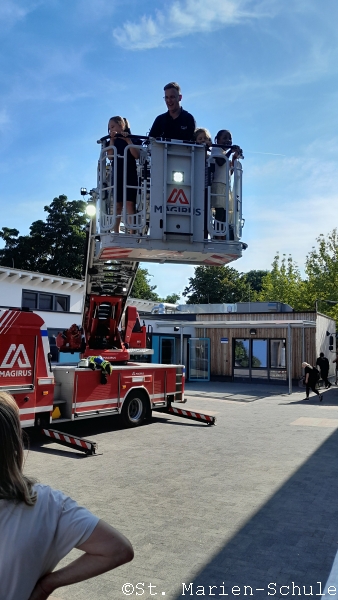 25-08-OGS-Feuerwehr-49